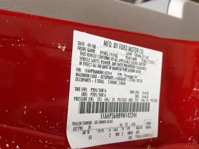 1FAHP36N89W142244 - 2009 FORD FOCUS SES RED photo 10