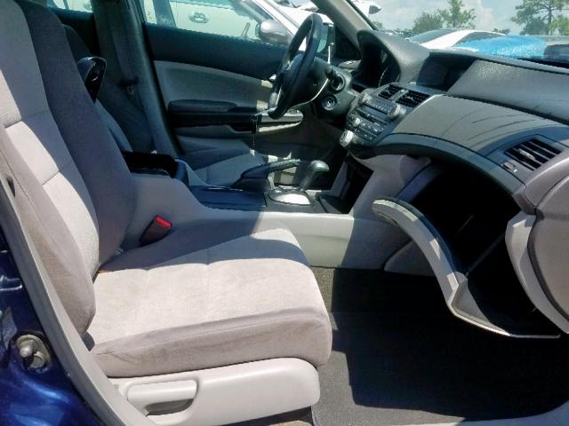 1HGCP264X8A149652 - 2008 HONDA ACCORD LXP BLUE photo 5