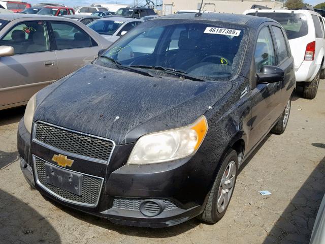 KL1TD66E69B312419 - 2009 CHEVROLET AVEO LS BLACK photo 2