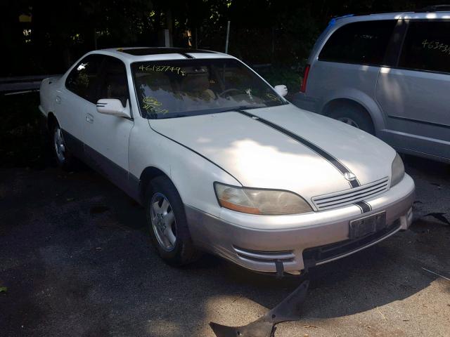 JT8BF12G3T0184473 - 1996 LEXUS ES 300 WHITE photo 1