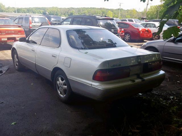 JT8BF12G3T0184473 - 1996 LEXUS ES 300 WHITE photo 3