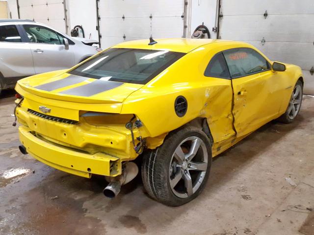 2G1FA1ED6B9129368 - 2011 CHEVROLET CAMARO LS YELLOW photo 4