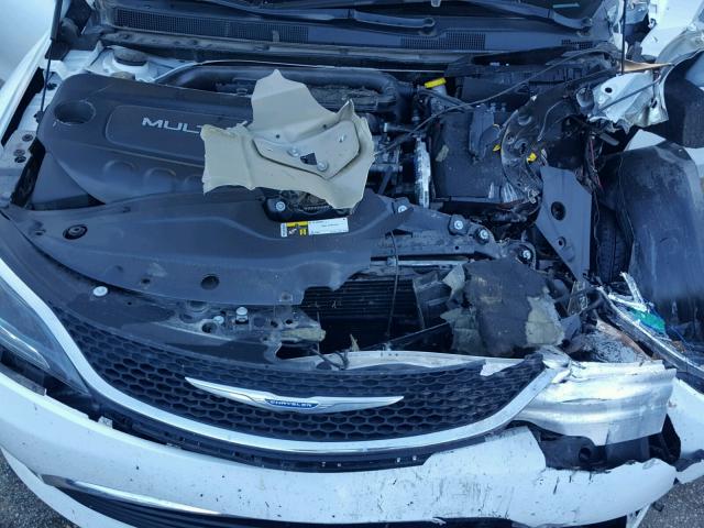 1C3CCCAB3HN504499 - 2017 CHRYSLER 200 LIMITE WHITE photo 7