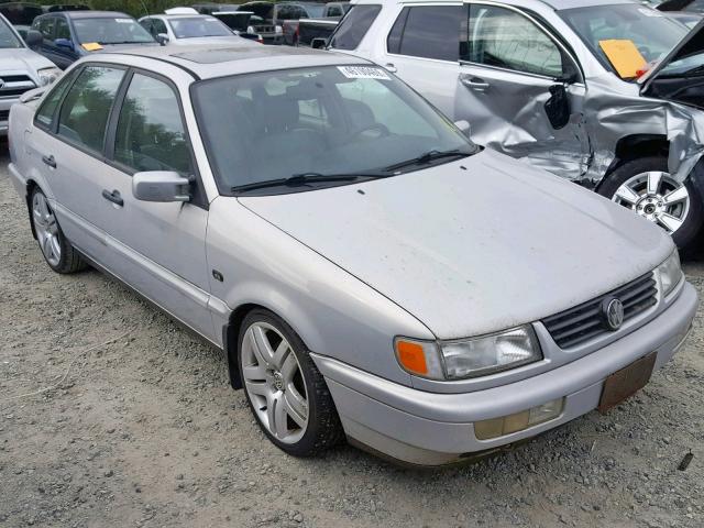 WVWEE83A8VB008630 - 1997 VOLKSWAGEN PASSAT GLX SILVER photo 1