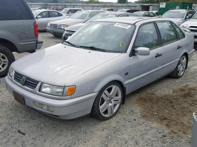 WVWEE83A8VB008630 - 1997 VOLKSWAGEN PASSAT GLX SILVER photo 2