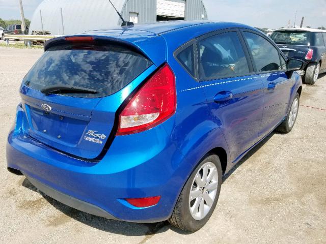 3FADP4EJ0BM154235 - 2011 FORD FIESTA SE BLUE photo 4