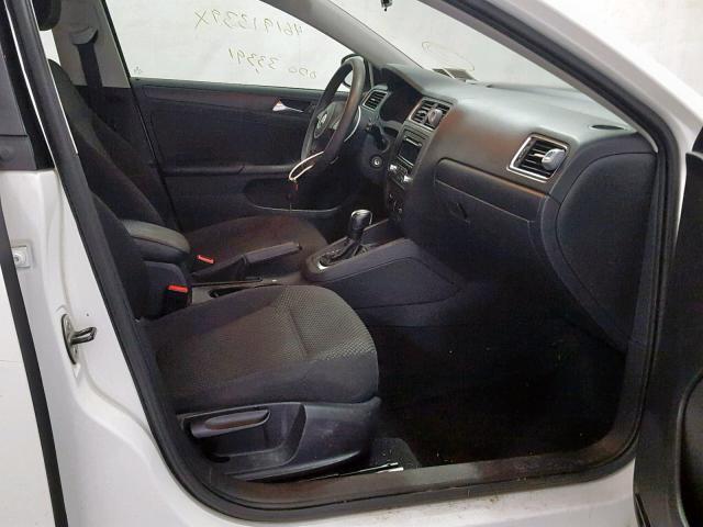 3VW2K7AJ9DM265440 - 2013 VOLKSWAGEN JETTA BASE WHITE photo 5