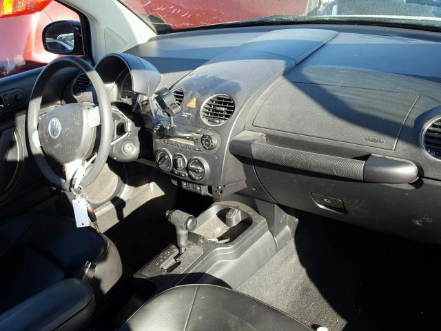 3VWPG3AG7AM017218 - 2010 VOLKSWAGEN NEW BEETLE Qara foto 9