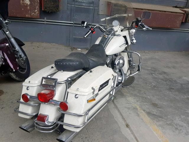 1HD1FHW15YY609114 - 2000 HARLEY-DAVIDSON FLHPI WHITE photo 4