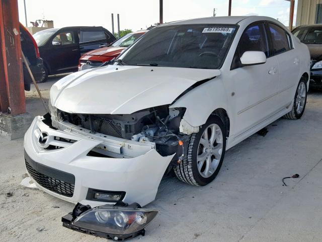 JM1BK323371662090 - 2007 MAZDA 3 S WHITE photo 2