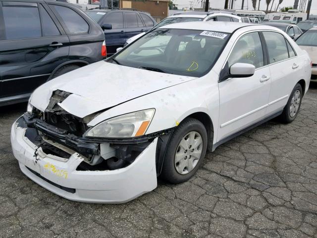 JHMCM56373C052629 - 2003 HONDA ACCORD LX WHITE photo 2