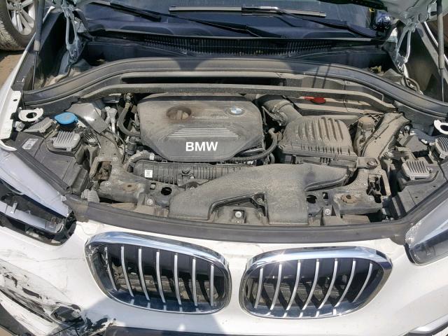 WBXHT3C31H5F73799 - 2017 BMW X1 XDRIVE2 WHITE photo 7