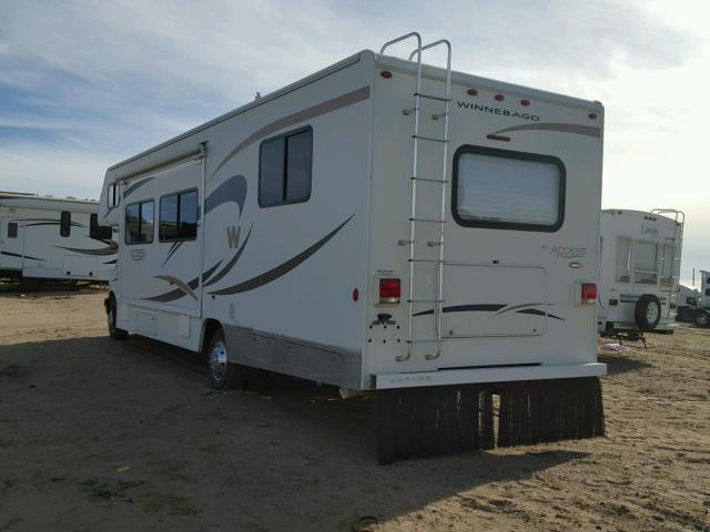 1GBKG31UX61272716 - 2007 WINNEBAGO MOTORHOME WHITE photo 3