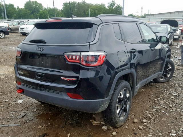 3C4NJDDB6HT597630 - 2017 JEEP COMPASS TR BLACK photo 4