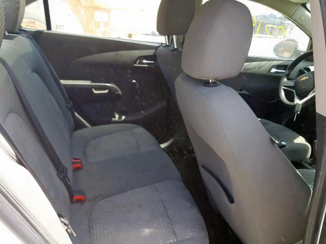 1G1JB5SH8D4217642 - 2013 CHEVROLET SONIC LS 白色 照片 6