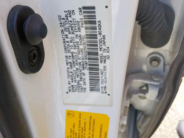 JTHBF30G325030751 - 2002 LEXUS ES 300 WHITE photo 10