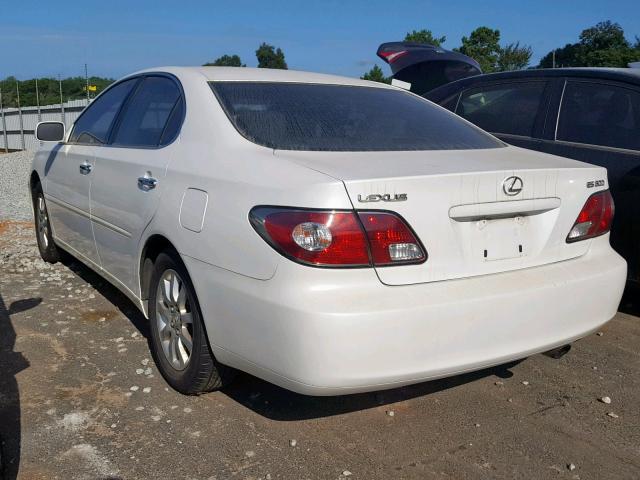 JTHBF30G325030751 - 2002 LEXUS ES 300 WHITE photo 3