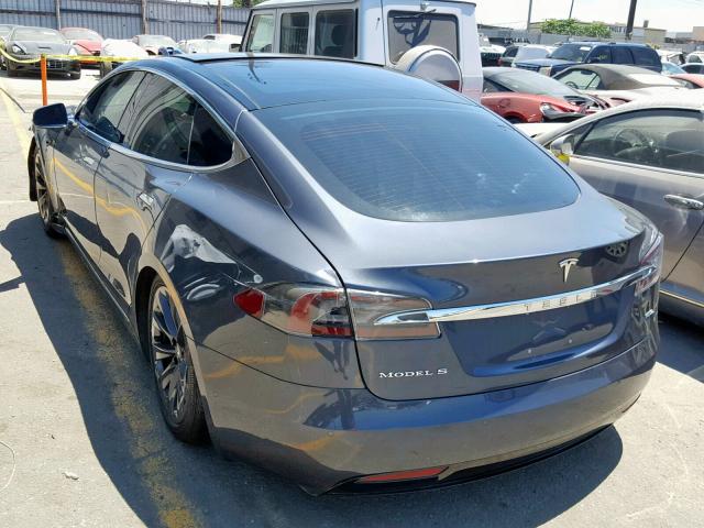 5YJSA1E27JF260629 - 2018 TESLA MODEL S GRAY photo 3