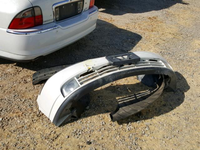 1LNHM86SX3Y698780 - 2003 LINCOLN LS WHITE photo 9