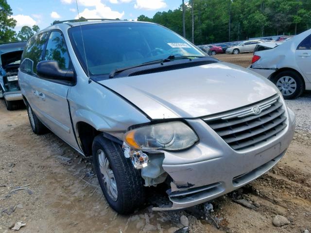 2C4GP54L95R204451 - 2005 CHRYSLER TOWN & COU SILVER photo 1