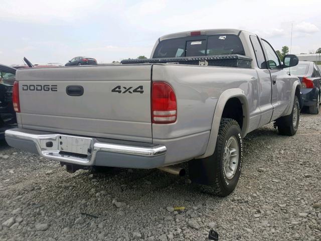 1B7GG22Y9XS174737 - 1999 DODGE DAKOTA SILVER photo 4