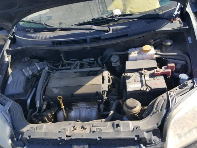 KL1TD5DE5AB070756 - 2010 CHEVROLET AVEO LS BLACK photo 7