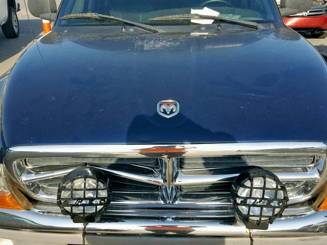 1B7GG2AN2YS793902 - 2000 DODGE DAKOTA QUA BLUE photo 7