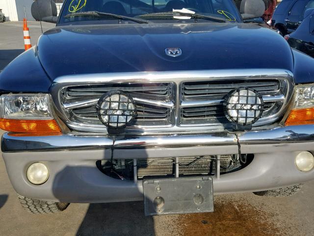 1B7GG2AN2YS793902 - 2000 DODGE DAKOTA QUA BLUE photo 9