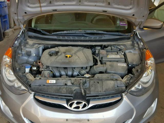 KMHDH4AE3DU496773 - 2013 HYUNDAI ELANTRA GL SILVER photo 7