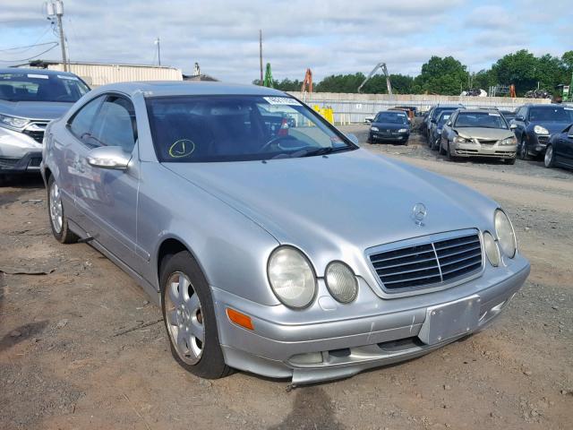 WDBLJ65G42T123545 - 2002 MERCEDES-BENZ CLK 320 SILVER photo 1