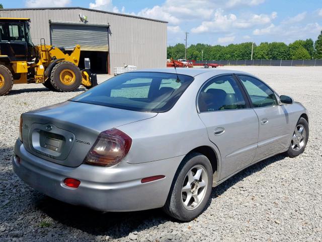 1G3GR64H424106129 - 2002 OLDSMOBILE AURORA SILVER photo 4