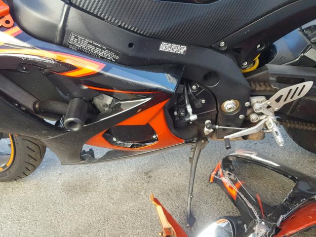 JS1GT77A972102676 - 2007 SUZUKI GSX-R1000 ORANGE photo 9