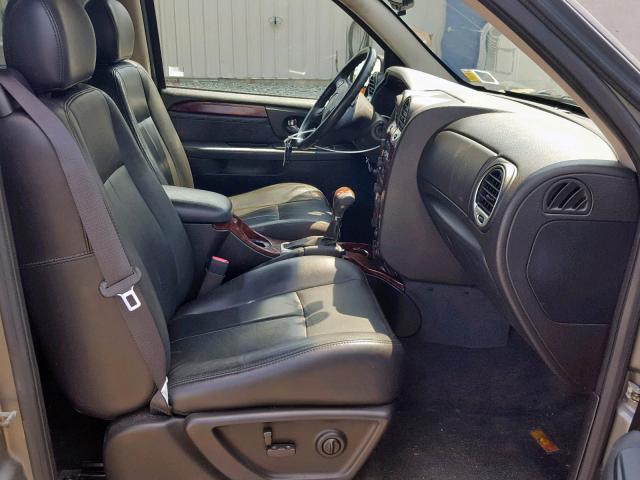 1GKDT13S652307264 - 2005 GMC ENVOY GRAY photo 5