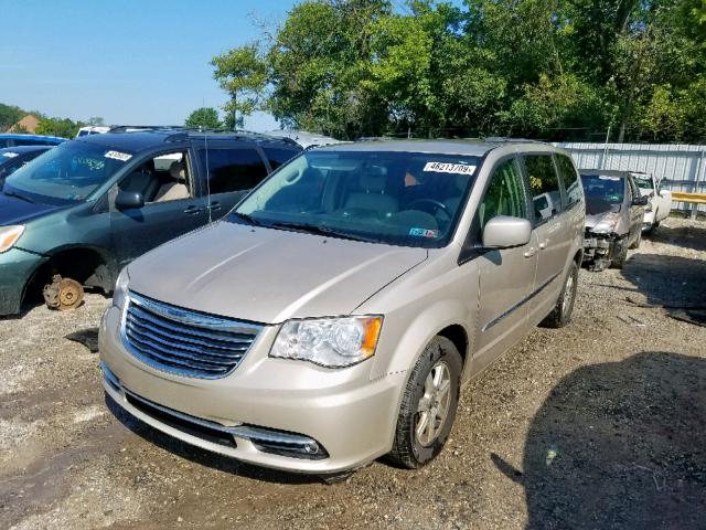 2C4RC1BG7CR411114 - 2012 CHRYSLER TOWN & COU TAN photo 2