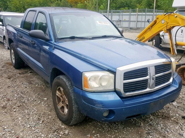 1D7HW48N25S202963 - 2005 DODGE DAKOTA QUA BLUE photo 1