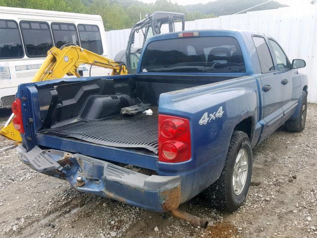 1D7HW48N25S202963 - 2005 DODGE DAKOTA QUA BLUE photo 4