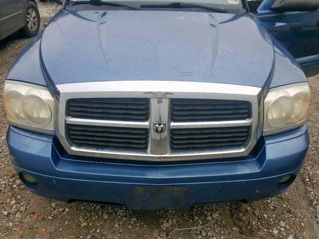 1D7HW48N25S202963 - 2005 DODGE DAKOTA QUA BLUE photo 7