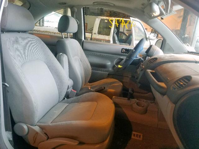 3VWCB21C52M461266 - 2002 VOLKSWAGEN NEW BEETLE ვერცხლისფერი ფოტო 5