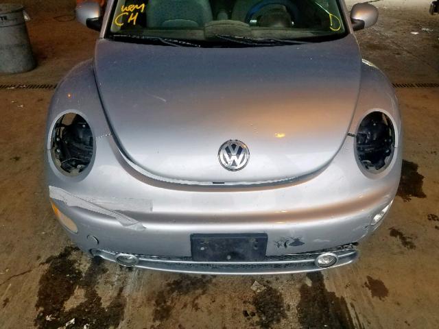 3VWCB21C52M461266 - 2002 VOLKSWAGEN NEW BEETLE ვერცხლისფერი ფოტო 7