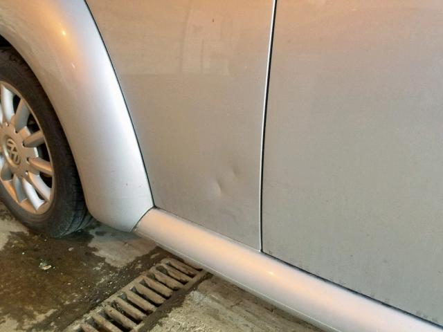 3VWCB21C52M461266 - 2002 VOLKSWAGEN NEW BEETLE ვერცხლისფერი ფოტო 9