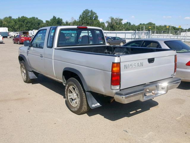 1N6SD16Y8VC414713 - 1997 NISSAN TRUCK KING SILVER photo 3