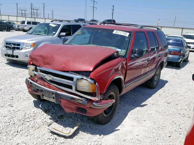 1GNCS13W7T2152421 - 1996 CHEVROLET BLAZER RED photo 2