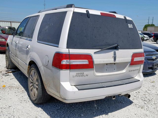 5LMJJ2H56CEL05290 - 2012 LINCOLN NAVIGATOR WHITE photo 3