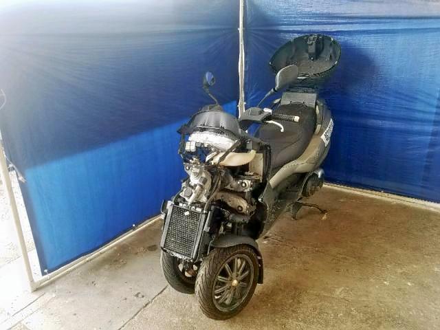 ZAPM590T995000708 - 2009 PIAGGIO MP3 400 GRAY photo 2