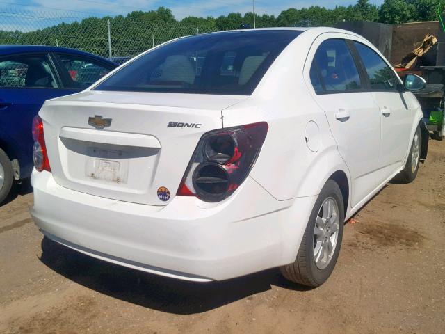 1G1JA5SH5C4195438 - 2012 CHEVROLET SONIC LS WHITE photo 4