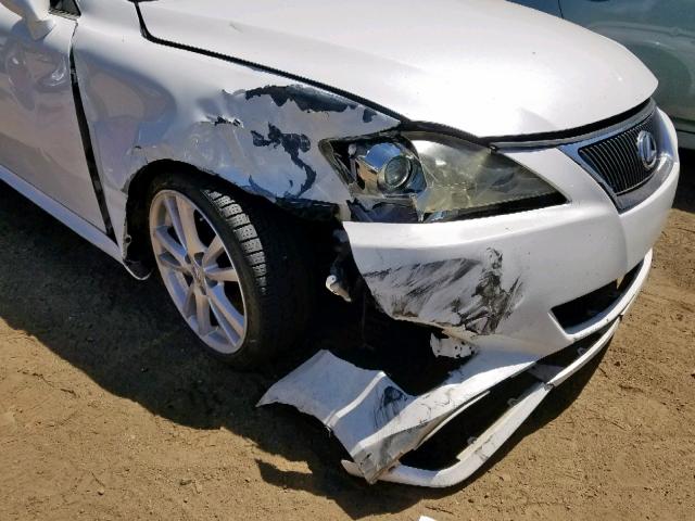 JTHBE262575013594 - 2007 LEXUS IS 350 WHITE photo 9