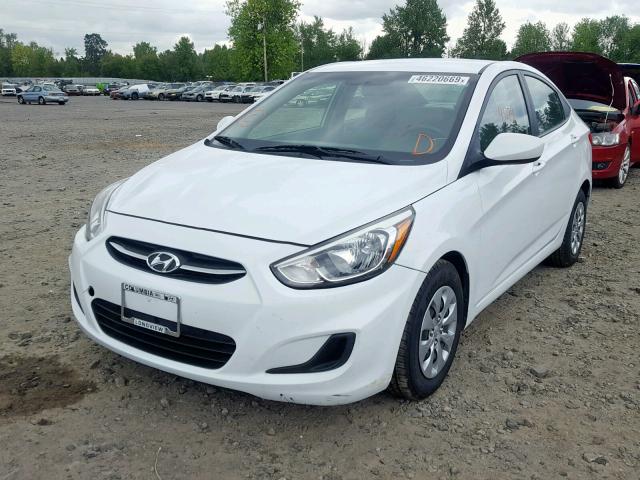 KMHCT4AE4HU335848 - 2017 HYUNDAI ACCENT SE WHITE photo 2