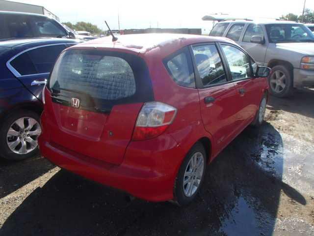 JHMGE87209S803610 - 2009 HONDA FIT RED photo 4