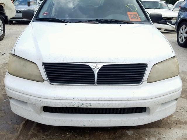 JA3AJ26E83U105669 - 2003 MITSUBISHI LANCER ES WHITE photo 9