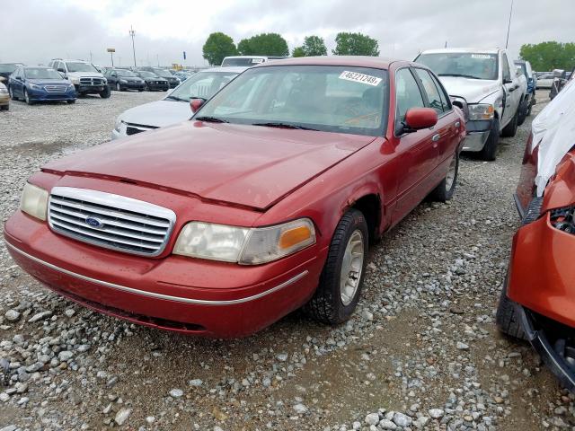 2FAFP74WXWX177751 - 1998 FORD CROWN VICT RED photo 2